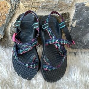 Chaco Sandals 90s style multi colored straps size 8